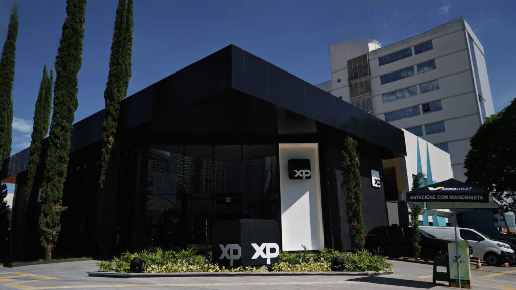 Escritório da XP em Goiânia, projeto corporativo da TRIO